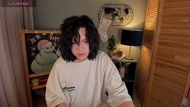 Snapshot of fiamoory chatting on January 6, 4:36 am fiamoory online show from January 6, 4:36 am