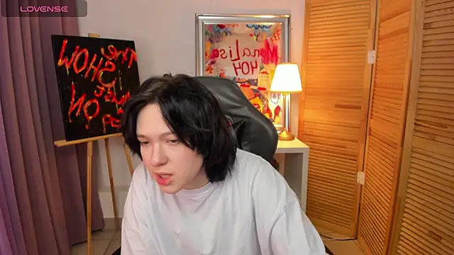 Snapshot of fiamoory chatting on January 12, 1:11 am fiamoory online show from January 12, 1:11 am