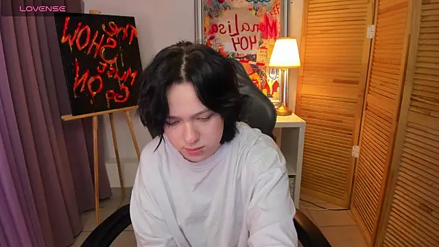 Snapshot of fiamoory chatting on January 12, 4:21 am fiamoory online show from January 12, 4:21 am