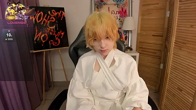 Snapshot of fiamoory chatting on January 20, 2:01 am fiamoory online show from January 20, 2:01 am