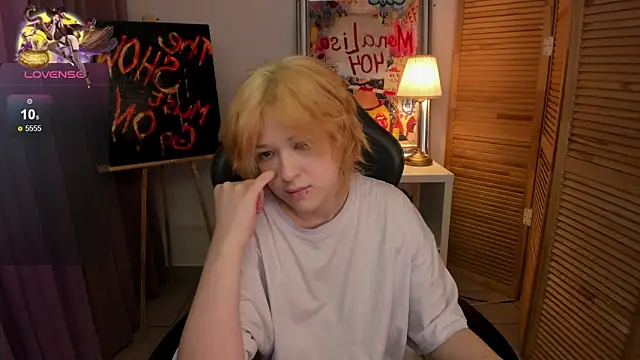 Snapshot of fiamoory chatting on January 20, 5:04 am fiamoory online show from January 20, 5:04 am