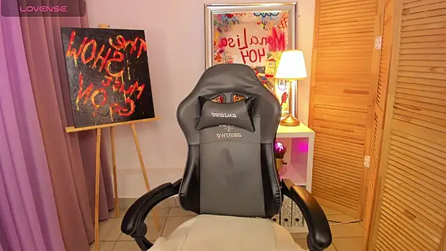 Snapshot of fiamoory chatting on January 22, 4:34 am fiamoory online show from January 22, 4:34 am