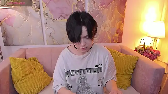 Snapshot of fiamoory chatting on January 29, 4:47 am fiamoory online show from January 29, 4:47 am