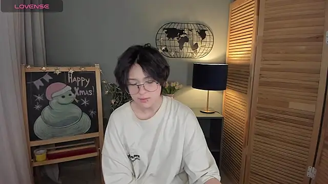 Snapshot of fiamoory chatting on February 5, 4:27 am fiamoory online show from February 5, 4:27 am