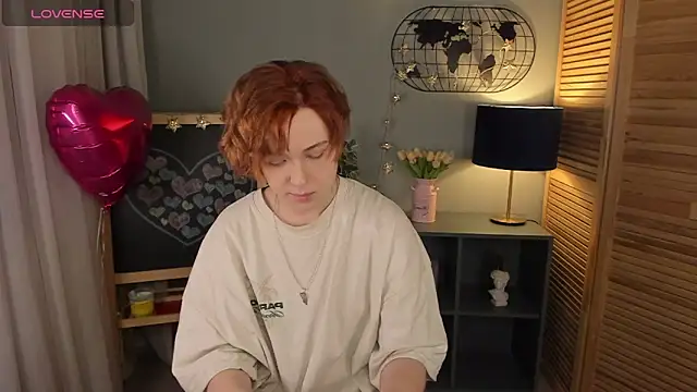 Snapshot of fiamoory chatting on March 2, 1:15 am fiamoory online show from March 2, 1:15 am