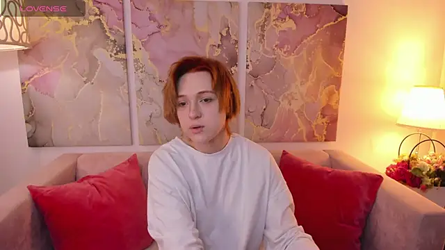 Snapshot of fiamoory chatting on March 4, 1:23 am fiamoory online show from March 4, 1:23 am