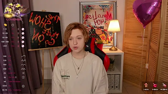 Snapshot of fiamoory chatting on March 8, 1:28 am fiamoory online show from March 8, 1:28 am