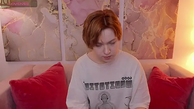 Snapshot of fiamoory chatting on March 10, 1:23 am fiamoory online show from March 10, 1:23 am