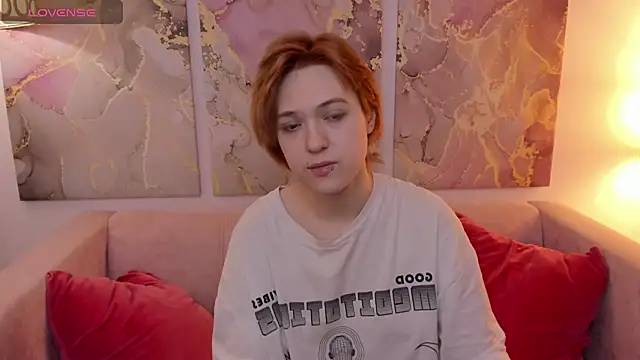 Snapshot of fiamoory chatting on March 10, 4:28 am fiamoory online show from March 10, 4:28 am