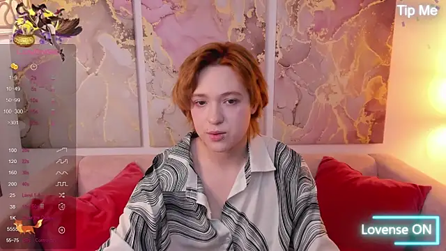 Snapshot of fiamoory chatting on March 11, 4:32 am fiamoory online show from March 11, 4:32 am