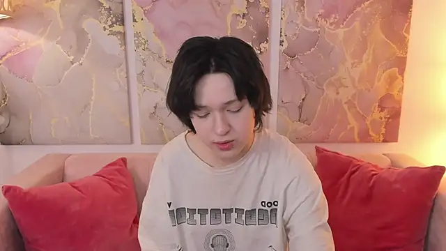 Snapshot of fiamoory chatting on March 18, 1:21 am fiamoory online show from March 18, 1:21 am