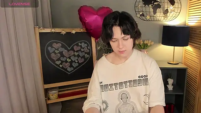 Snapshot of fiamoory chatting on March 19, 4:36 am fiamoory online show from March 19, 4:36 am