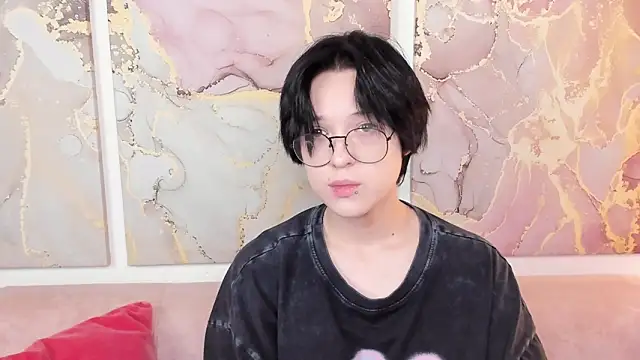 Snapshot of fiamoory chatting on September 9, 1:05 am fiamoory online show from September 9, 1:05 am