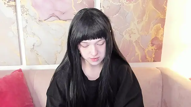 Snapshot of fiamoory chatting on October 5, 1:37 am fiamoory online show from October 5, 1:37 am