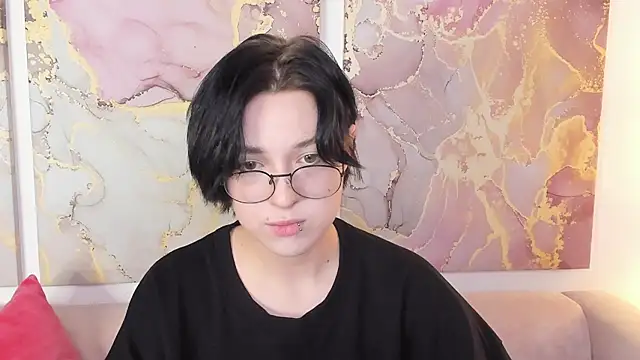 Snapshot of fiamoory chatting on October 11, 1:16 am fiamoory online show from October 11, 1:16 am