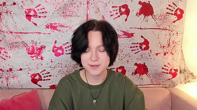 Snapshot of fiamoory chatting on October 31, 8:48 am fiamoory online show from October 31, 8:48 am