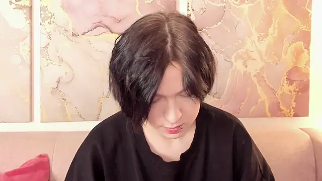 fiamoory online show from November 6, 1:06 am