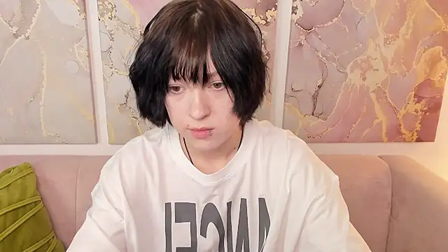 fiamoory online show from November 26, 8:04 am