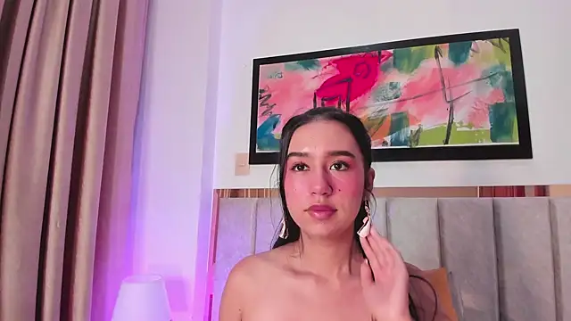 LaraGoldd online show from December 20, 1:03 am