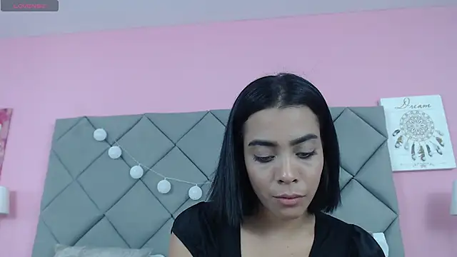 Snapshot of SaraSchmitt chatting on January 30, 7:26 pm SaraSchmitt online show from January 30, 7:26 pm