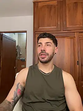 Guyinthemountain online show from July 16, 6:14 pm