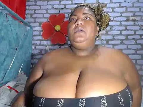 Snapshot of bustyboobsperver chatting on September 13, 6:13 am bustyboobsperver online show from September 13, 6:13 am