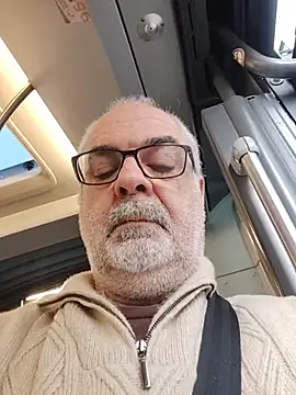 Satiro Sevilla online show from December 1, 3:50 pm