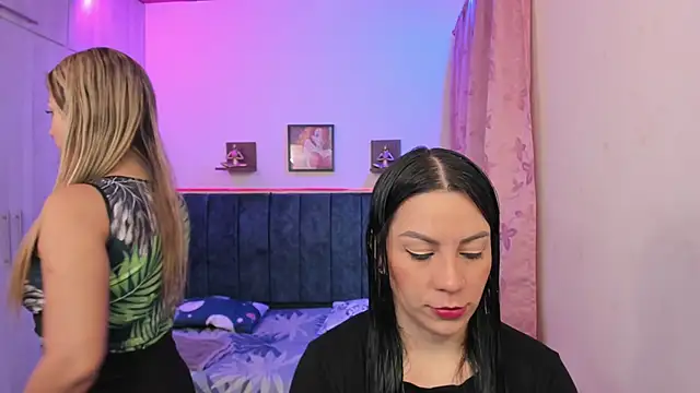 Julia Ahnn online show from January 7, 12:09 pm