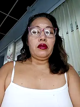 anniecoopeer online show from January 7, 11:58 am