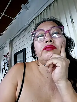 anniecoopeer online show from January 15, 4:11 pm