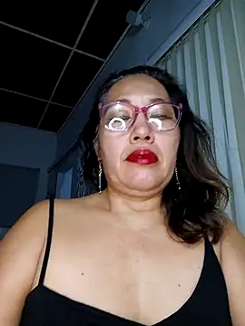 anniecoopeer online show from January 15, 11:19 pm