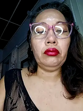 anniecoopeer online show from January 16, 11:15 am