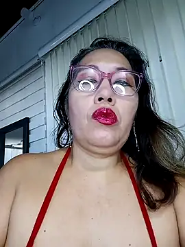 anniecoopeer online show from January 22, 11:45 am