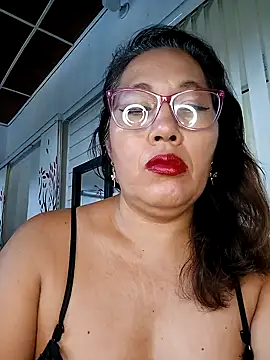 anniecoopeer online show from January 25, 4:03 pm