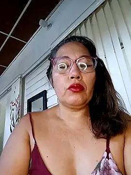 anniecoopeer online show from February 5, 3:52 pm