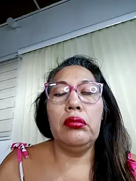 anniecoopeer online show from February 6, 11:43 am