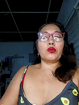 anniecoopeer online show from February 11, 11:54 am