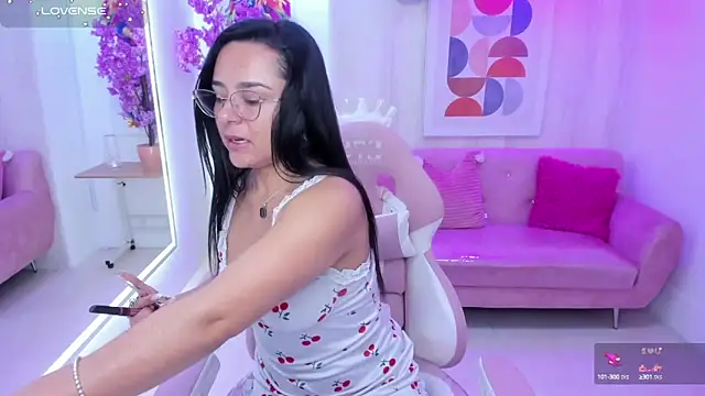 Tiara rr online show from September 20, 7:48 pm