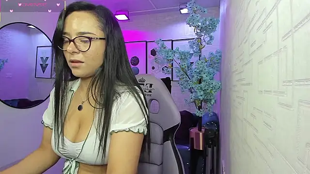 Tiara rr online show from January 10, 3:19 am