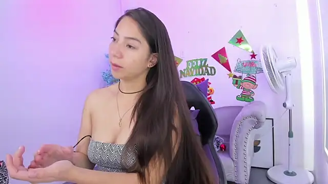 Ema louis  online show from December 16, 12:38 pm