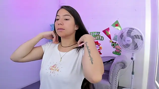 Ema louis  online show from December 17, 12:22 pm