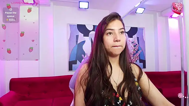 Ema louis  online show from February 25, 12:45 pm