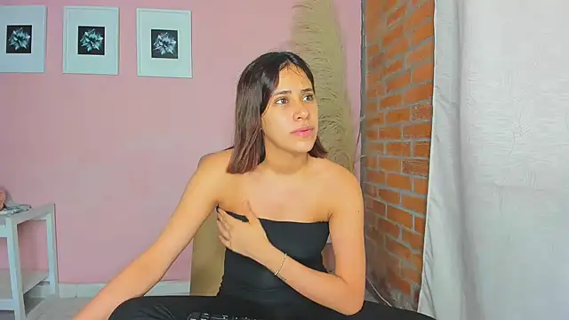 salavictoria online show from December 7, 7:43 pm