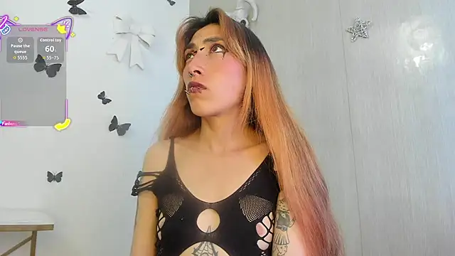 Asterothxznikki online show from March 18, 1:42 am