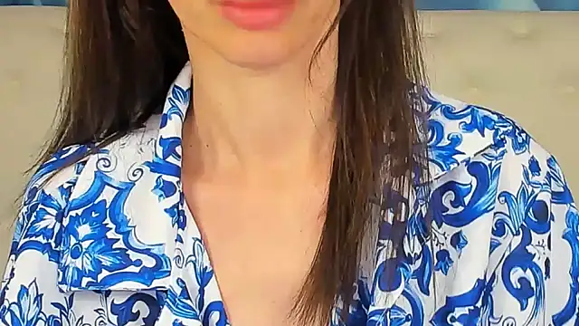 Snapshot of SkinnyDolly chatting on May 13, 2:09 am SkinnyDolly online show from May 13, 2:09 am