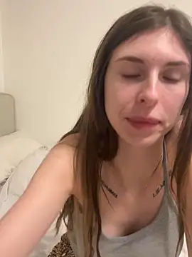emma05 online show from December 9, 8:12 pm