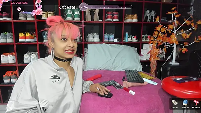 Snapshot of Indianbrownie chatting on December 28, 1:29 am Indianbrownie online show from December 28, 1:29 am