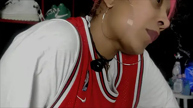 Snapshot of Indianbrownie chatting on January 16, 8:24 pm Indianbrownie online show from January 16, 8:24 pm