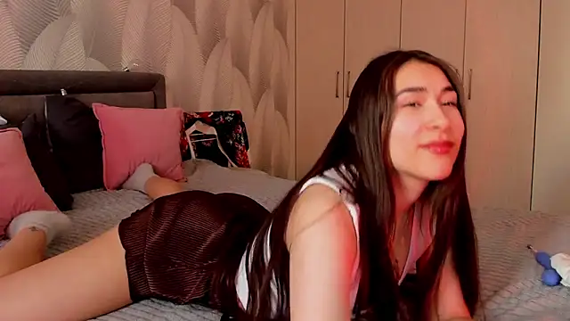 Bambiii bby online show from February 6, 2:49 am