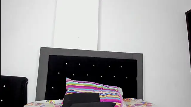 skaysanchez1 online show from January 15, 5:58 pm